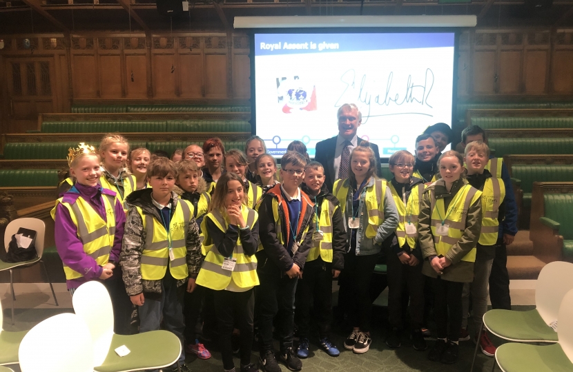 Graham Stuart MP with Withernsea Primary School pupils Parliament visit