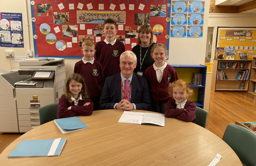 Graham Stuart MP with Leanne Hansell and the Global Ambassadors at Leven Primary School
